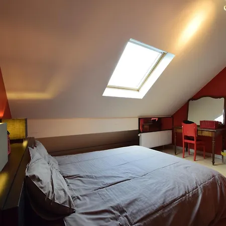 Modern In Vaux-sur-sure With Sauna
