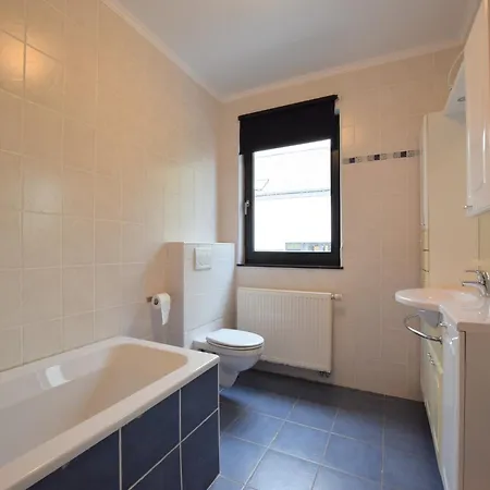 Modern In Vaux-sur-sure With Sauna Tatil Evi Morhet