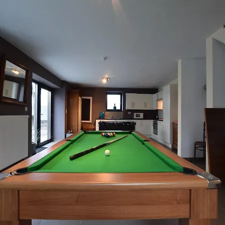 Modern In Vaux-sur-sure With Sauna Tatil Evi *