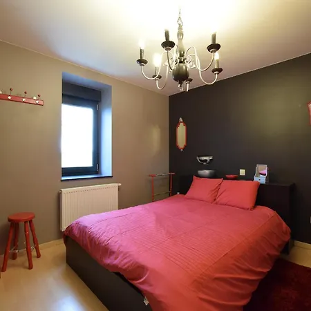 Modern In Vaux-sur-sure With Sauna Vakantiehuis