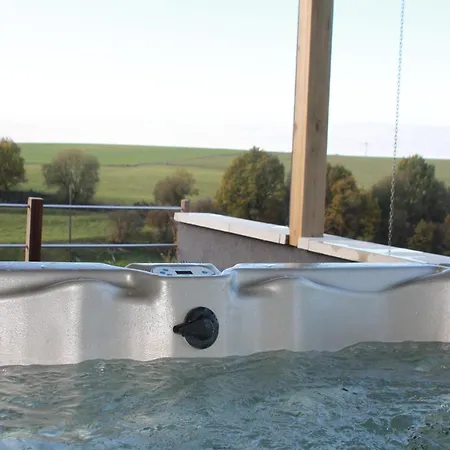 Modern In Vaux-sur-sure With Sauna